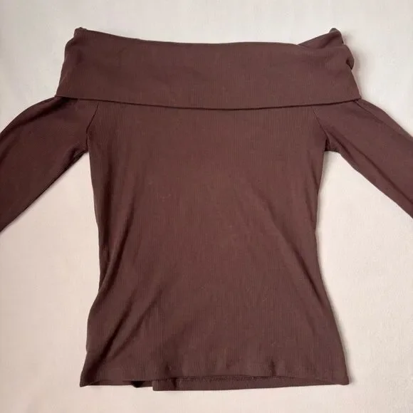 GAP off-the-shoulder fold-over top, Brown, size Small - Picture 2 of 5